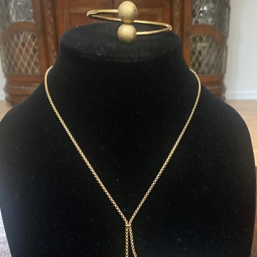 Gold Y-Style Necklace with Pearl Accents